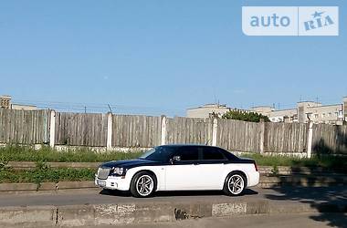 Седан Chrysler 300C 2008 в Ровно