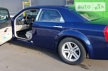 Седан Chrysler 300C 2005 в Киеве