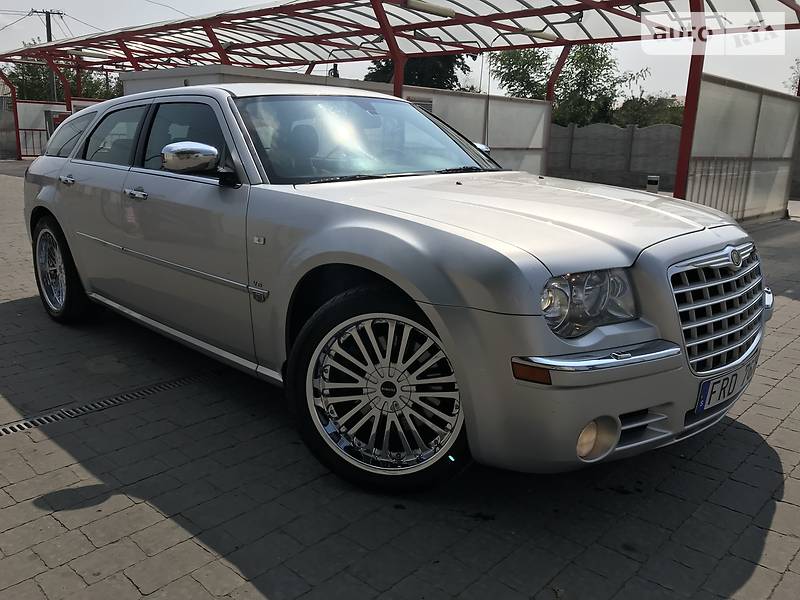 Универсал Chrysler 300C 2007 в Галиче