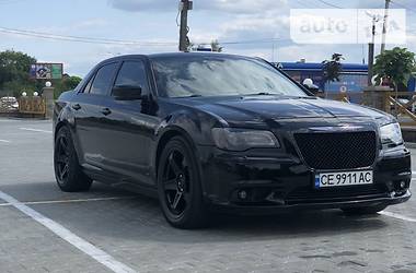 Седан Chrysler 300C 2013 в Черновцах