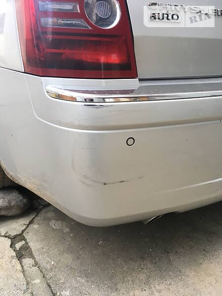 Седан Chrysler 300C 2007 в Хусті