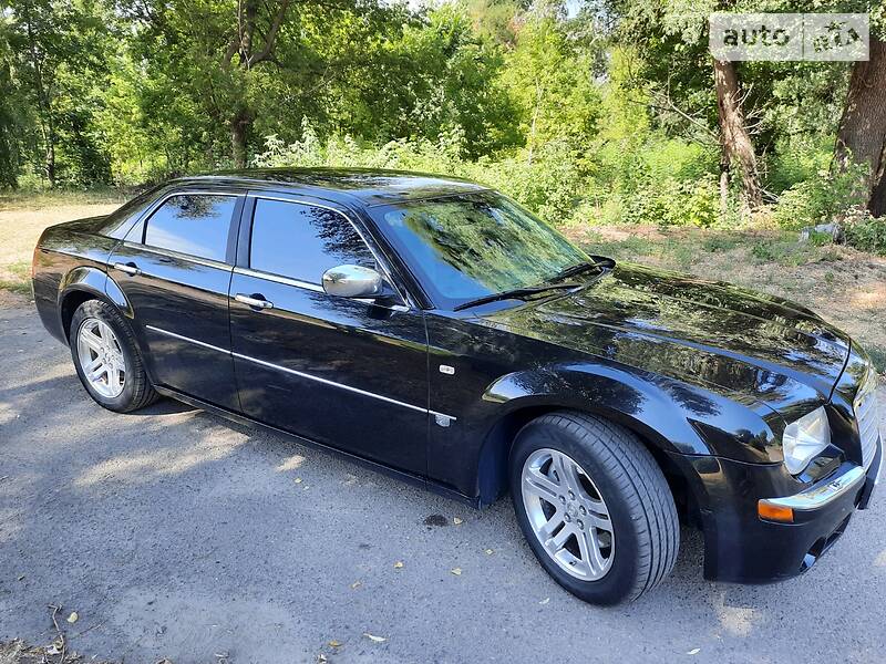 Седан Chrysler 300C 2006 в Смілі фото 40 Седан Chrysler 300C 2006 в Смілі