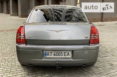 Седан Chrysler 300C 2006 в 