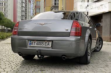 Седан Chrysler 300C 2006 в 