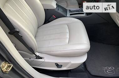 Седан Chrysler 300C 2006 в 