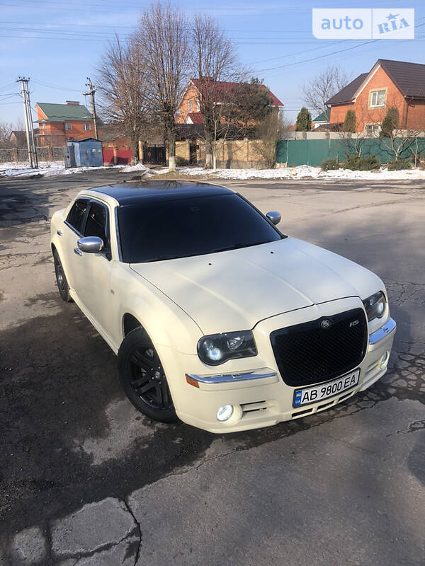 Седан Chrysler 300C 2005 в Вінниці