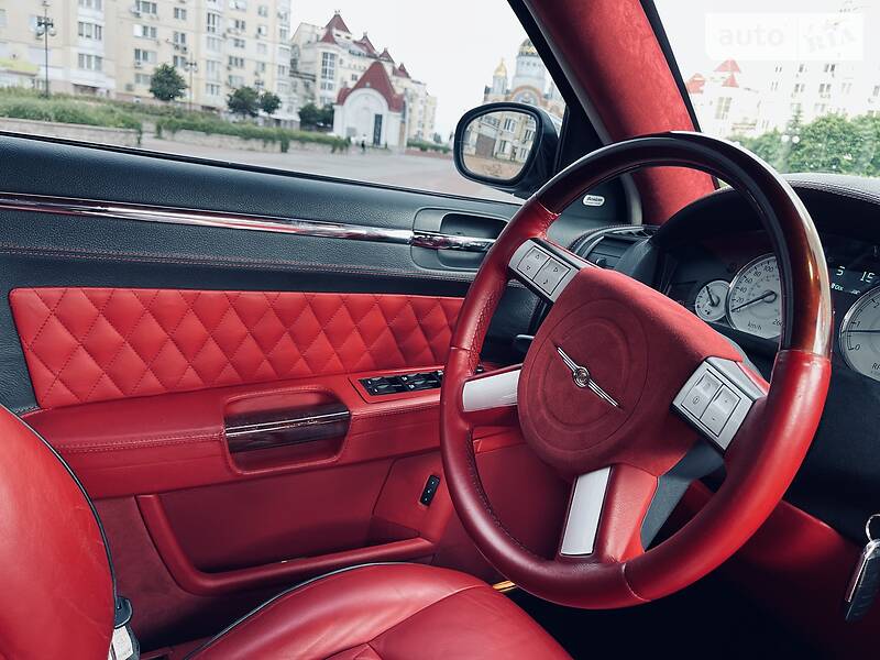 Седан Chrysler 300C 2006 в Києві