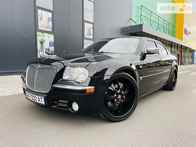 Седан Chrysler 300C 2006 в Києві