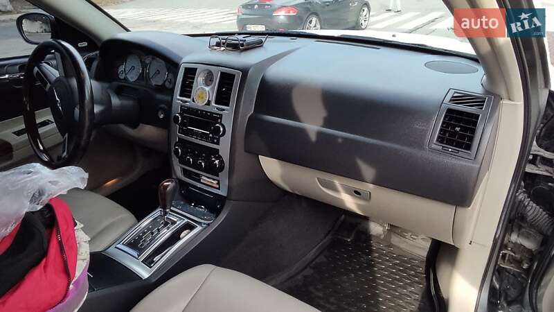 Седан Chrysler 300C 2007 в Дніпрі