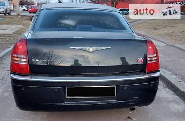 Седан Chrysler 300C 2005 в Виноградові