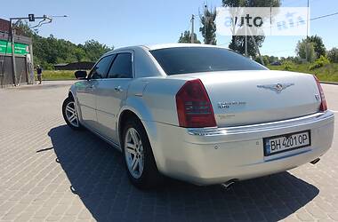 Седан Chrysler 300C 2006 в Львове