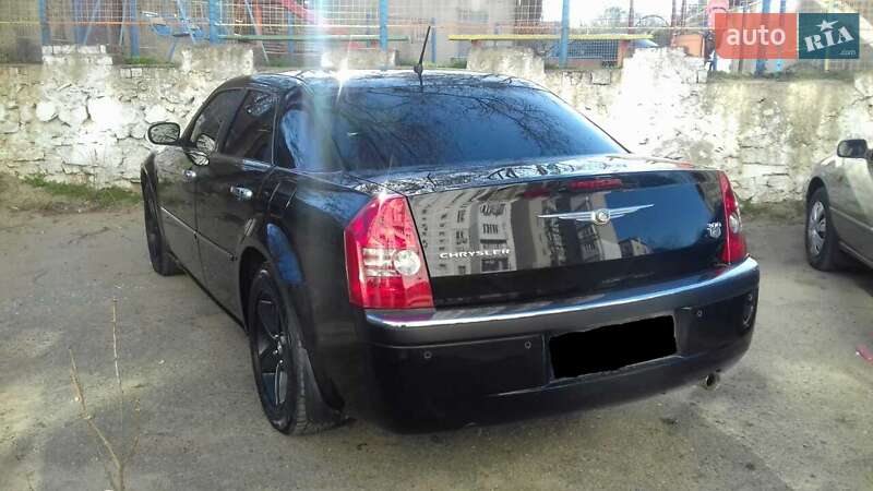 Седан Chrysler 300C 2008 в Одессе