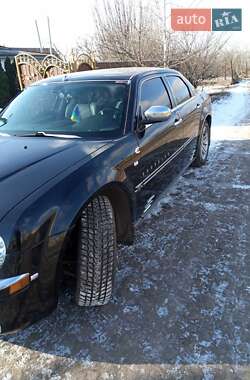 Седан Chrysler 300C 2005 в 