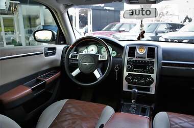Седан Chrysler 300C 2008 в 