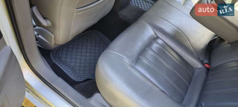 Позашляховик / Кросовер Chrysler 300C 2004 в Одесі