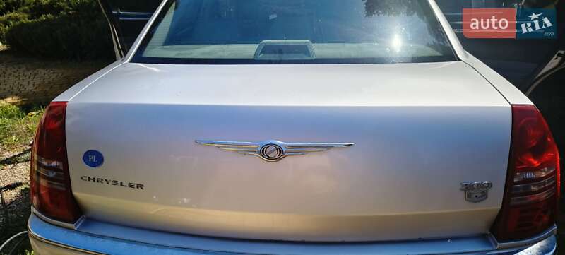 Позашляховик / Кросовер Chrysler 300C 2004 в Одесі
