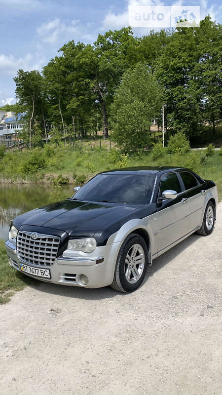 Седан Chrysler 300C 2005 в Хмельницком