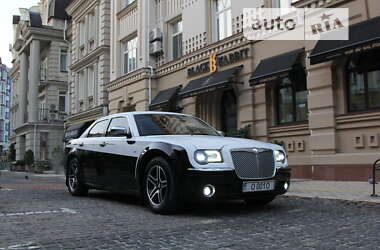 Седан Chrysler 300C 2008 в Киеве