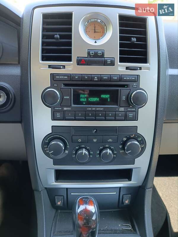 Универсал Chrysler 300C 2007 в Киеве