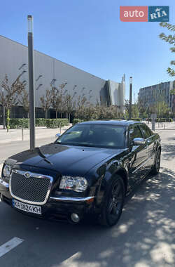 Седан Chrysler 300C 2008 в Киеве