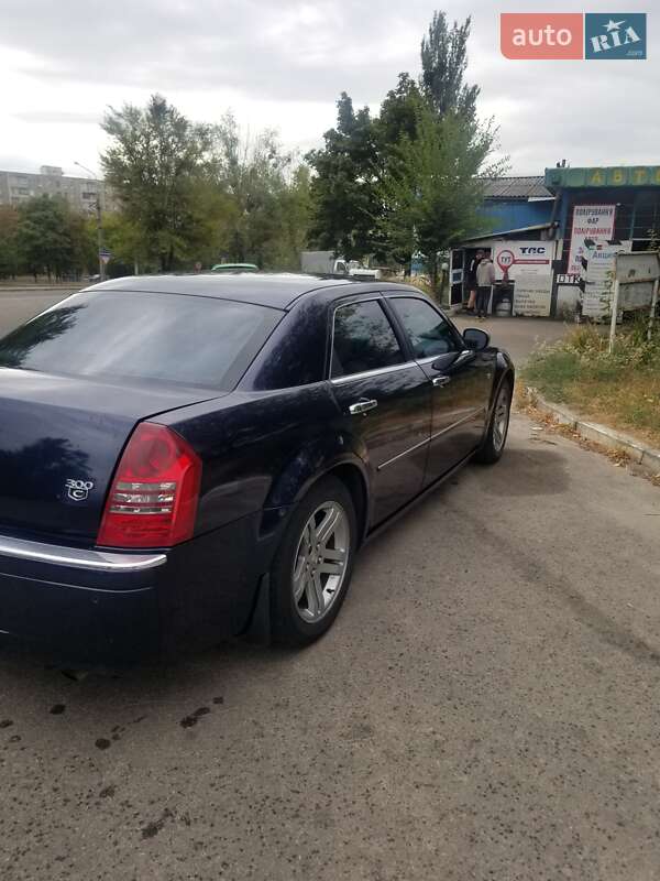 Седан Chrysler 300C 2004 в Харькове
