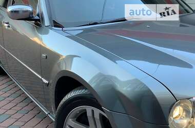 Седан Chrysler 300C 2006 в Ивано-Франковске