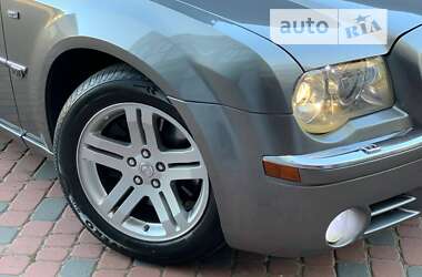 Седан Chrysler 300C 2006 в Ивано-Франковске