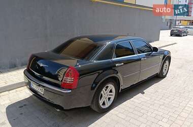 Седан Chrysler 300C 2006 в 