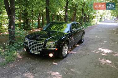 Седан Chrysler 300C 2006 в 