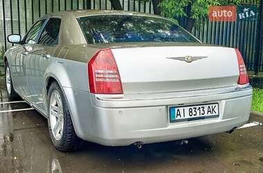 Седан Chrysler 300C 2006 в 