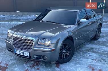 Седан Chrysler 300C 2006 в Калуше