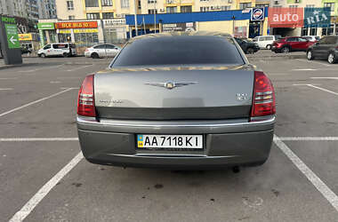 Седан Chrysler 300C 2006 в Киеве