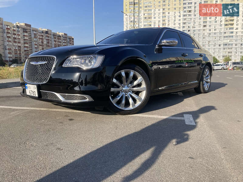 Chrysler 300C 2018