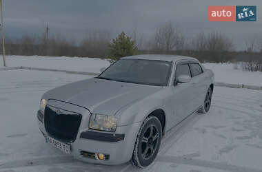 Седан Chrysler 300C 2004 в Надвірній