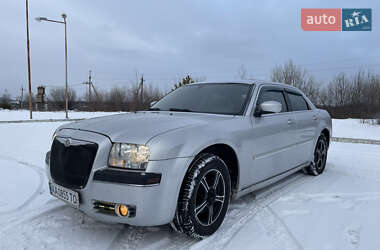 Седан Chrysler 300C 2004 в Надворной