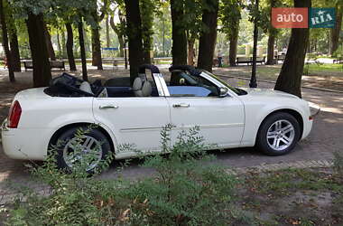 Кабриолет Chrysler 300C 2007 в 