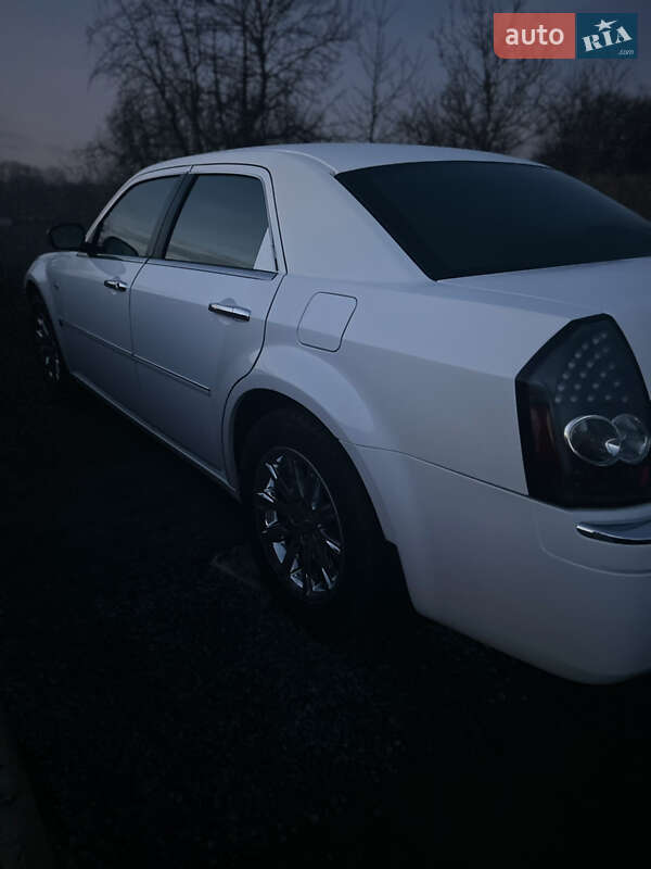 Хэтчбек Chrysler 300C 2005 в Жмеринке