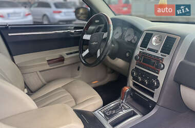 Седан Chrysler 300C 2006 в 