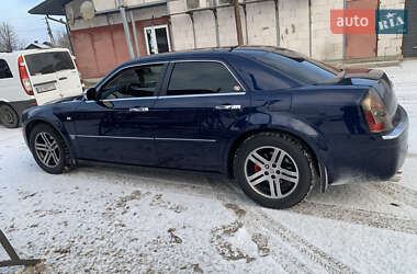 Седан Chrysler 300C 2005 в 