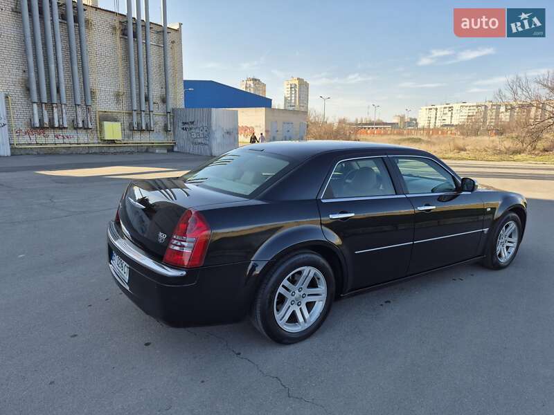 Седан Chrysler 300C 2005 в Херсоні
