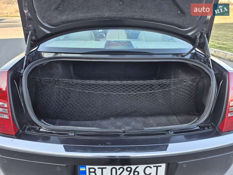 Седан Chrysler 300C 2005 в Херсоні