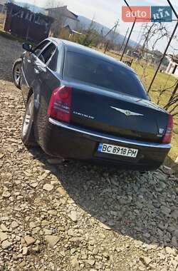 Седан Chrysler 300C 2006 в 