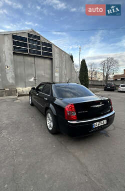 Седан Chrysler 300C 2008 в 