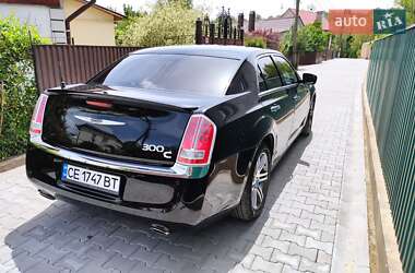 Седан Chrysler 300C 2012 в 