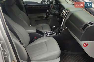 Седан Chrysler 300C 2006 в 