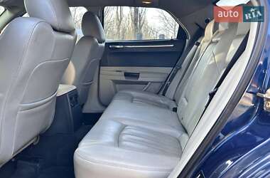 Седан Chrysler 300C 2006 в 