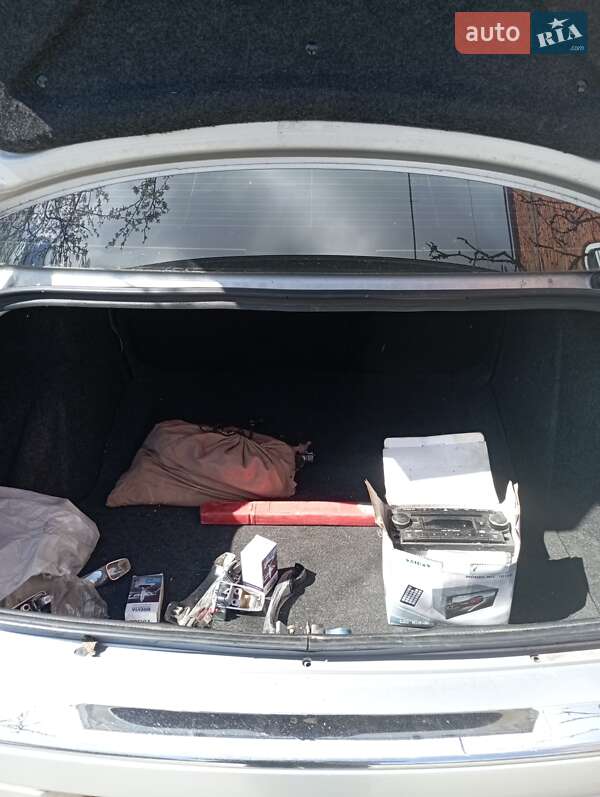 Седан Chrysler 300C 2005 в Виноградове