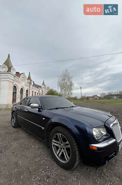 Седан Chrysler 300C 2005 в 