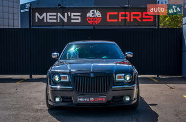 Седан Chrysler 300C 2004 в 