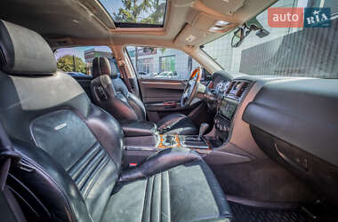 Седан Chrysler 300C 2004 в 